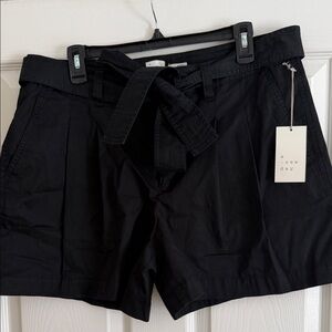 A New Day Women's Plus Size Black Cargo Shorts